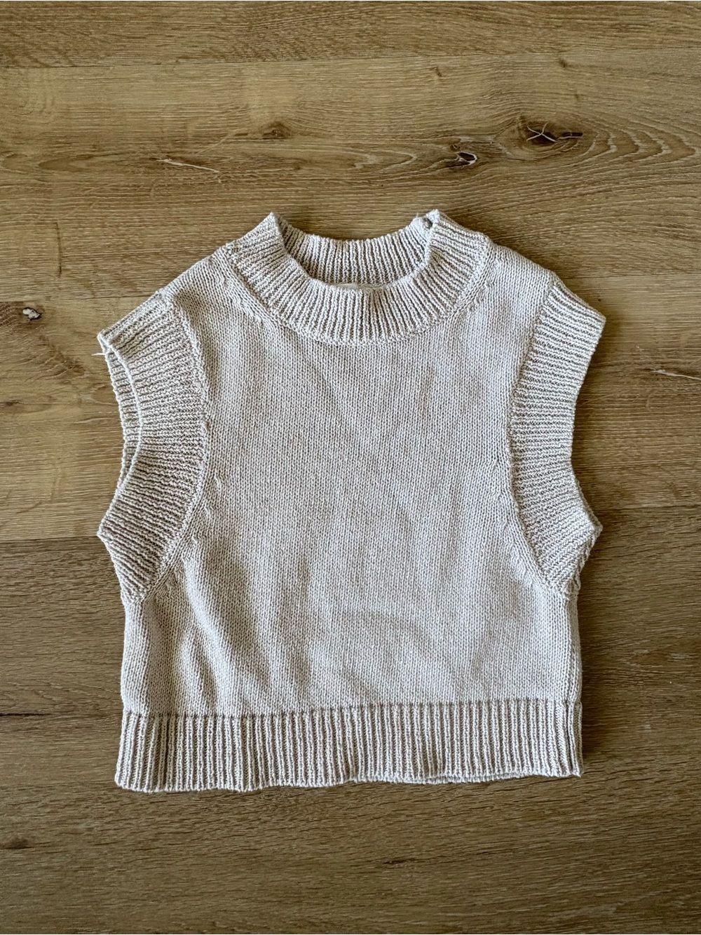 H&M Sleeveless Knit Sweater Vest in Cream